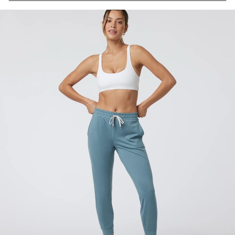 Vuori DreamKnit Jogger